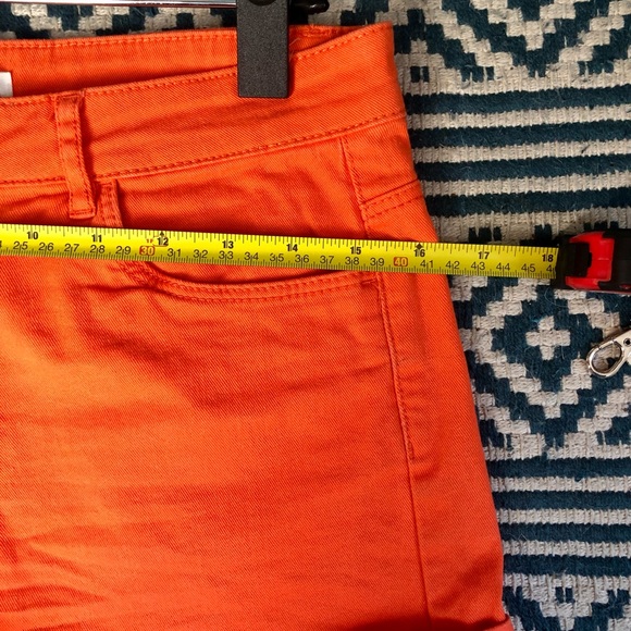 H&M Shorts Size 6 2/$20 Orange - Picture 3 of 8